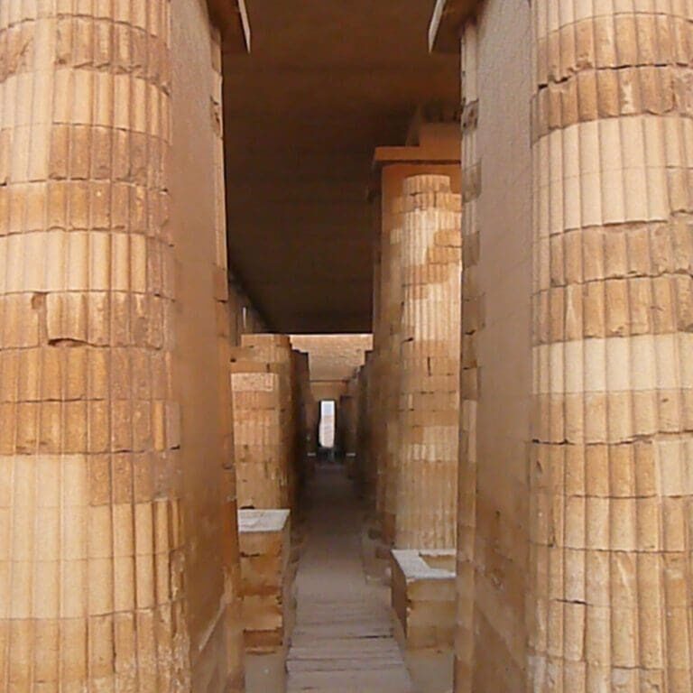 sakkara-columns